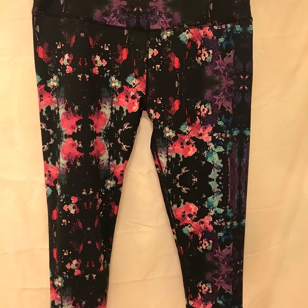Fabletics leggings Capri length